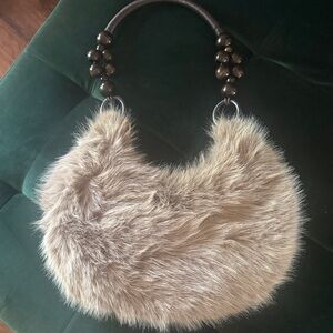 Chic Faux Fur Hobo Bag in Brown